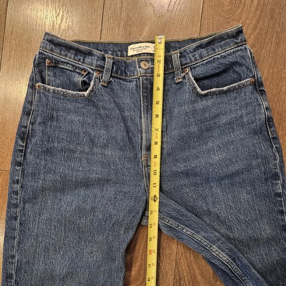 Abercrombie & Fitch Women's Blue Vintage Straight Leg High Rise Sz 29 / 8 Short - Picture 8 of 14